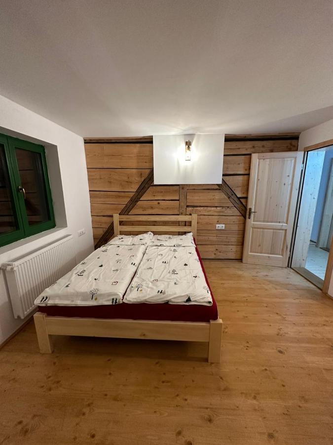 Hotel Madarasi Sportbazis à Capilnita Extérieur photo