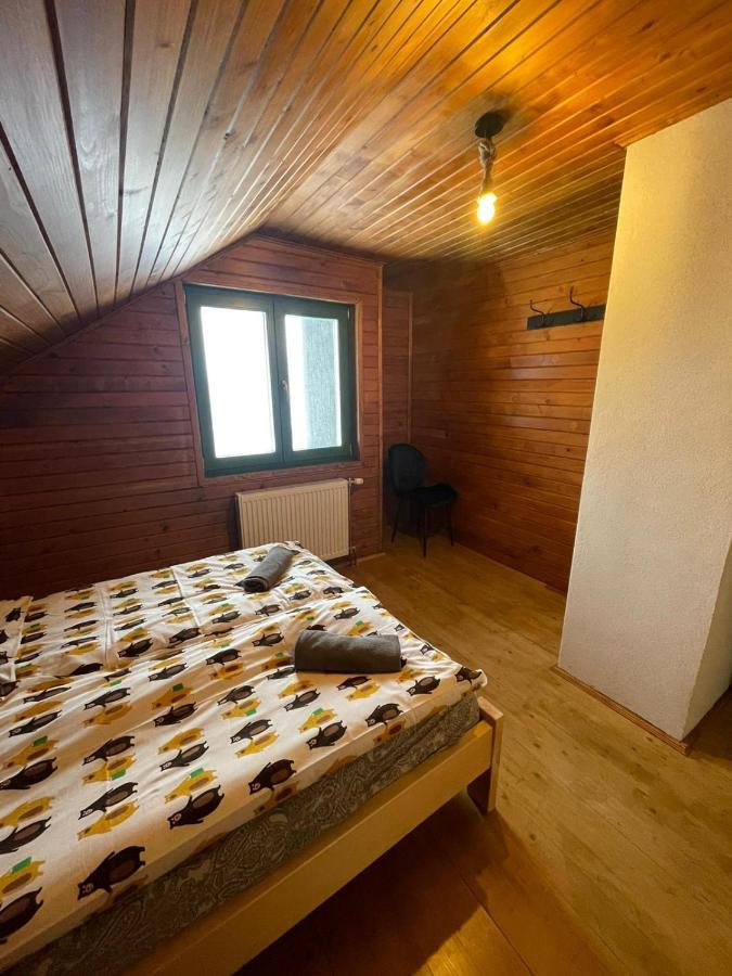 Hotel Madarasi Sportbazis à Capilnita Extérieur photo