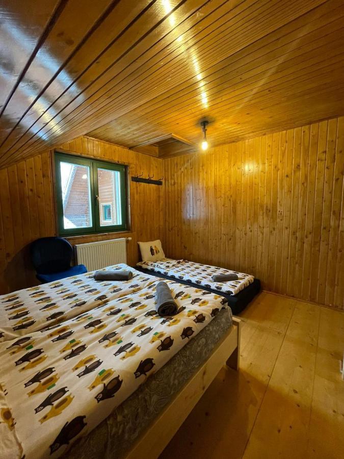 Hotel Madarasi Sportbazis à Capilnita Extérieur photo
