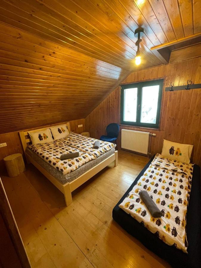 Hotel Madarasi Sportbazis à Capilnita Extérieur photo