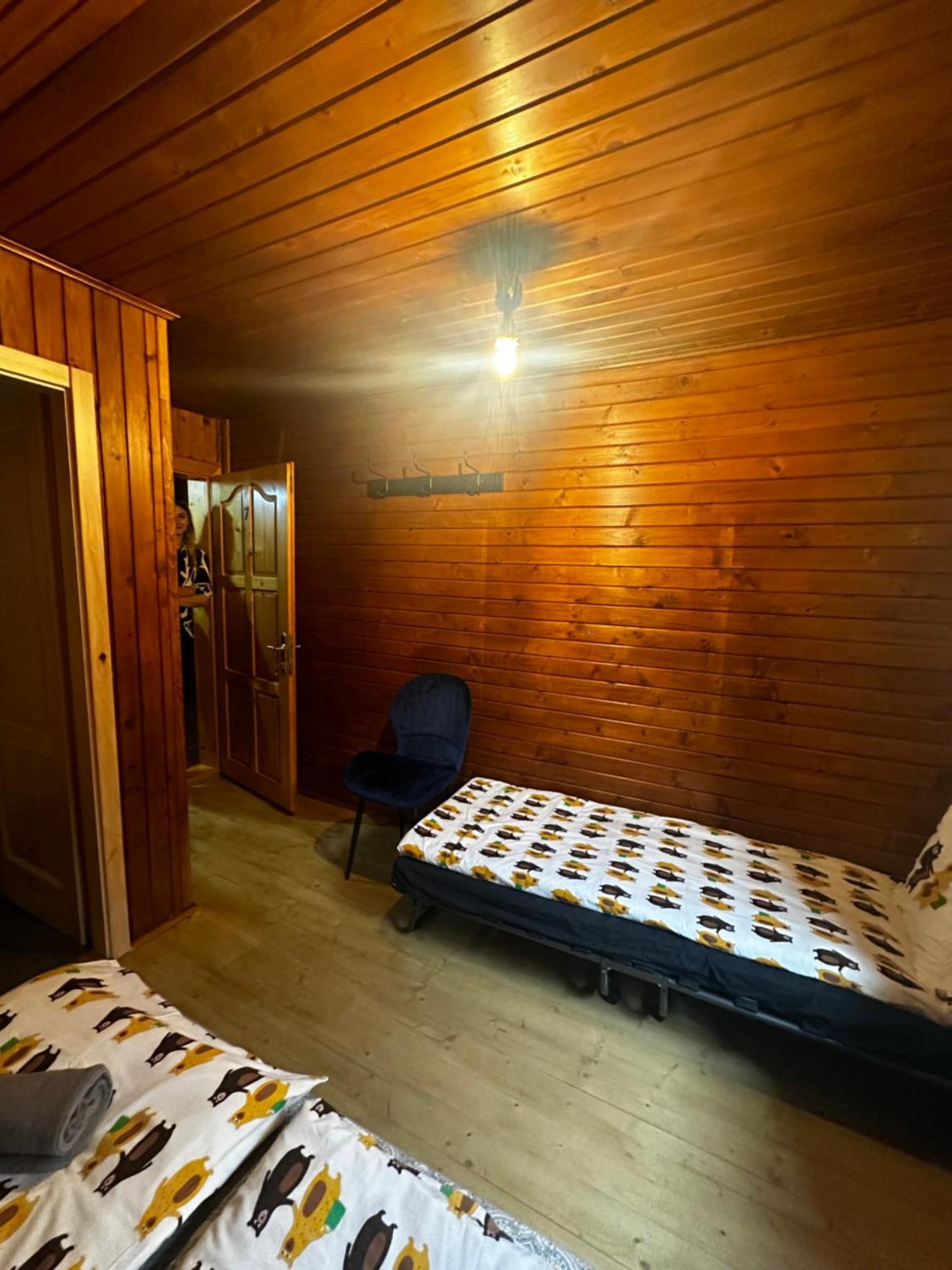 Hotel Madarasi Sportbazis à Capilnita Extérieur photo